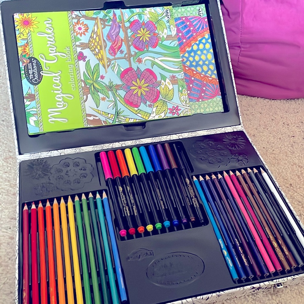 Coloring Briefcase! 2 coloring books, markers, and pencils!